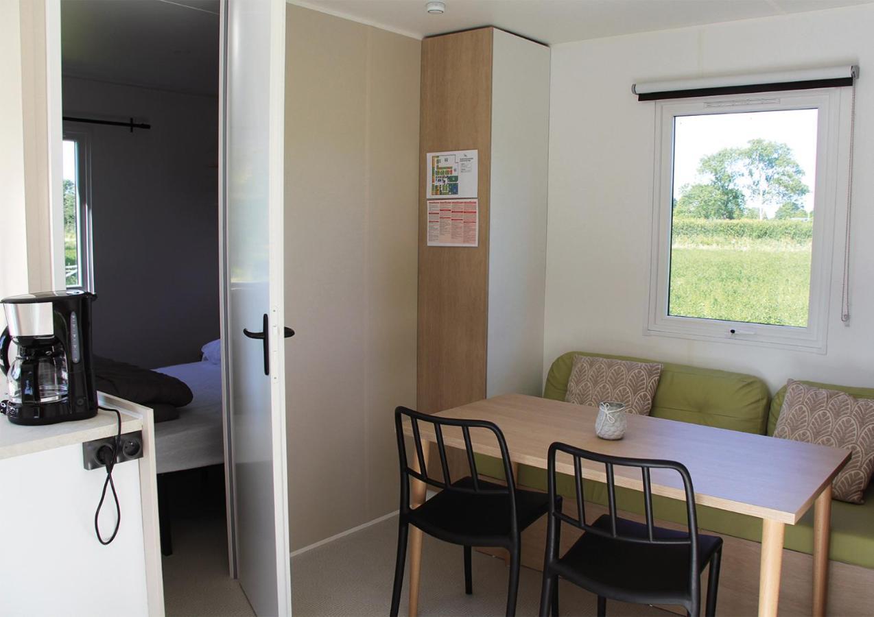 Camping Le Picard Tournieres Экстерьер фото