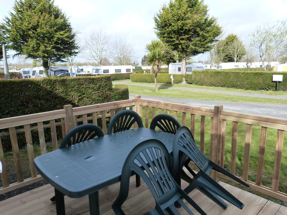 Camping Le Picard Tournieres Экстерьер фото